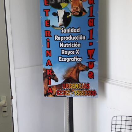 Cartel ExteriorVeterinaria Malal Tue